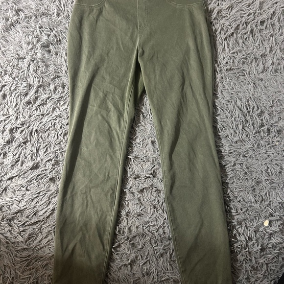 Jean Set. Size:Large - Picture 2 of 3